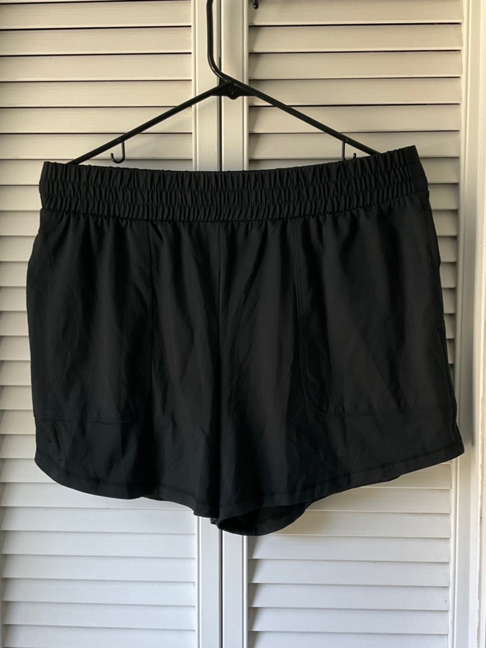 all in motion Women’s  Black Athletic Elastic-Waist Shorts
